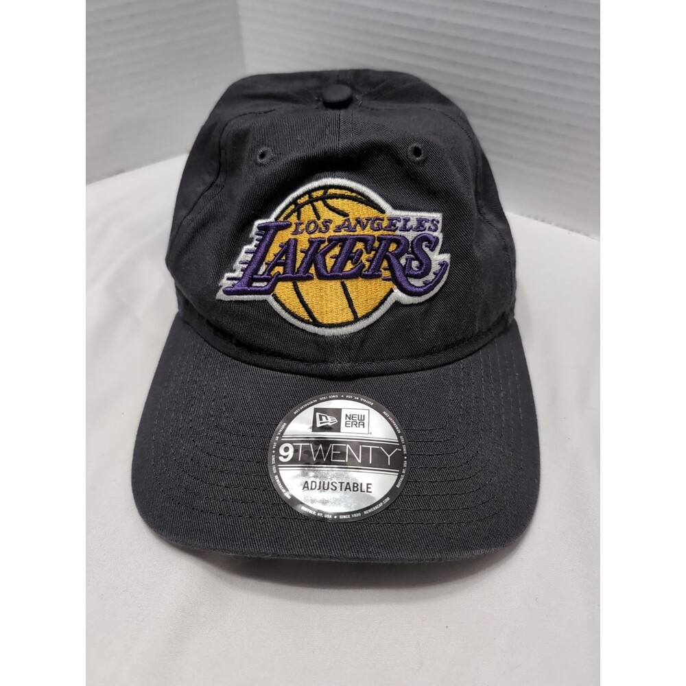 LOS ANGELES LAKERS Basketball hat New Era Strapback NWOT Black